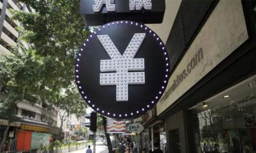   如何从MetaMask获取区块链数据：全面指南 / 
 guanjianci MetaMask, 区块链, 数据获取, Web3 /guanjianci 

引言：区块链数据的价值

在当今数字化快速发展的时代，区块链技术以其去中心化、不易篡改的特性正逐渐走进我们的生活，成为重要的数据存储和交易系统。而作为以太坊的热门钱包和Web3浏览器扩展，MetaMask无疑是了解和获取区块链数据的重要工具。它不仅为用户提供了安全存储数字资产的方式，还让我们能够方便地与各种去中心化应用（DApps）进行交互。正如古话所说：“不打无准备之仗”，获取区块链数据的前期准备和工具选择至关重要。


第一步：安装和设置MetaMask

如果你还没有安装MetaMask，首先需要前往官网下载并安装对应的浏览器扩展，支持的浏览器包括Chrome、Firefox、Brave等。安装完成后，注册一个新钱包，并确保妥善保存助记词和私钥。MetaMask的设置过程简单直观，你只需要按照提示一步步进行即可。在创建钱包时，建议用户能够设置一个强密码，并利用安全工具（如二次身份验证）增强安全性。


第二步：连接到区块链网络

MetaMask支持多种以太坊主网和测试网，包括Ropsten、Rinkeby等。在顶部的网络下拉菜单中选择网络。在这里，要特别注意的是不同网络的资产和交易记录是相互独立的，“一日之计在于晨”，在选对网络的基础上展开操作，确保能够顺利获取所需的数据。


第三步：获取区块链地址和交易数据

一旦成功登陆并连接到网络，你可以通过以下几种方式获取区块链数据：
ul
li通过钱包地址查询：在MetaMask钱包界面中，复制你的以太坊地址，然后前往Etherscan等区块链浏览器，粘贴地址，即可查看该地址的余额、交易记录、代币信息等。/li
li使用Web3.js或Ethers.js库：通过与MetaMask集成的JavaScript库，你可以更加灵活地与以太坊区块链进行交互，获取智能合约信息、用户余额等数据。/li
li发送交易请求：通过MetaMask，可以向任意的以太坊地址发送ETH或其他代币。在发送过程中，你的MetaMask会弹出交易确认框，确保你对每一笔交易都有所了解。/li
/ul


第四步：利用合约与数据交互

MetaMask不仅支持简单的交易，还允许与智能合约进行交互。很多去中心化应用（DApp）都基于智能合约架构，只需通过MetaMask授权，就能享受其服务。用户还可以通过调用合约的特定方法，获取或者更新链上数据。 


假设你想查询某个ERC20代币的总供应量和持有人地址，可以如下操作：
1. 在合约的ABI（应用二进制接口）中找到相应的方法。
2. 利用MetaMask连接至DApp，并用JavaScript编写代码调用该方法。
3. 检查返回的数据，确保可以正确解析。


第五步：处理数据的机关和技巧

获取数据只是第一步，如何处理和展示这些数据才是关键。为了提升用户体验，许多开发者都会利用图表和可视化工具将数据转换成易于理解的形式。结合当地文化特色，你可以使用一些习语或俚语来增强说明，比如“山外有山，人外有人”，提醒用户在数据分析时多角度思考。


第六步：注意事项与常见问题

在使用MetaMask和区块链服务时，需要注意以下几点：
ul
li安全性：始终保持私钥和助记词的安全，不轻易泄露给他人。/li
li网络选择：确保在进行交易时选择正确的网络，避免资产损失。/li
li了解手续费：每次交易都需支付Gas费，需掌握实时费用，以免造成意外开支。/li
/ul


结论：拥抱区块链的新时代

MetaMask作为通往区块链世界的重要窗口，赋予了每一个用户与数字资产和去中心化应用直接交互的能力。尽管初步接触可能会让人感到不知所措，但“只要功夫深，铁杵磨成针”，只要用心去学，总能在这片新天地里找到属于自己的位置。随时保持对新技术的敏感度，将数据变成洞察，将经验转化为行动，这才是我们通向未来的真正钥匙！


附加资源

- [MetaMask官方网站](https://metamask.io/)：获取最新的MetaMask下载和信息。
- [Etherscan](https://etherscan.io/)：真实时间查询以太坊区块链数据的必备工具。
- [Web3.js文档](https://web3js.readthedocs.io/)：如何使用Web3.js与以太坊网络交互的指南。

 
这些丰富的信息和背景知识，定能使得获取区块链数据的过程更加顺畅，相信你会在这个逐渐演变的数字经济中找到属于自己的机会。